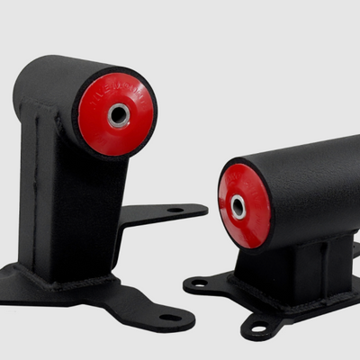 Innovative Mounts 07-11 Jeep Wrangler JK/JKU Polyurethane Engine Mount Kit - 95A Bushings