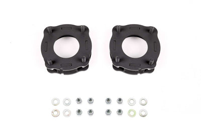 Fabtech 2022 Toyota Tundra 1.5in Leveling Kit - Front Spacers and Hardware